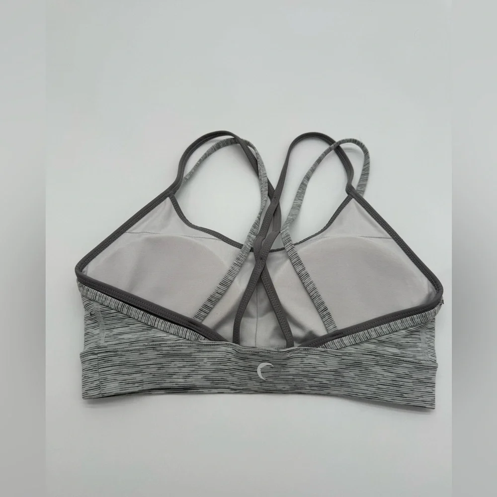 Women’s ZYIA Active Padded Gray Striped Design Sports Bra Sz Small - Picture 3 of 7